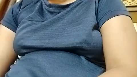 Snapshot of eliza_sexy03 chatting on 09/17/25, 01:40 eliza_sexy03 online show from 09/17/25, 01:40