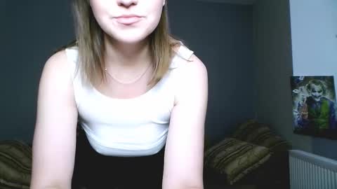 Elizabeth online show from 11/30/25, 09:24