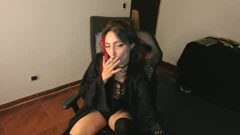 elizabeht_911 online show from 04/01/26, 09:21