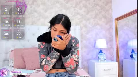 Snapshot of elizabet_taylor_ chatting on 01/02/25, 02:02 Elizabet Taylor online show from 01/02/25, 02:02