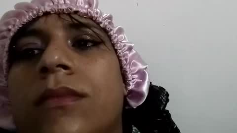 Snapshot of elizabet_taylor_ chatting on 01/12/25, 01:58 Elizabet Taylor online show from 01/12/25, 01:58