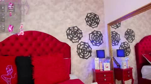 Snapshot of elizabet_taylor_ chatting on 10/16/25, 03:57 Elizabet Taylor online show from 10/16/25, 03:57