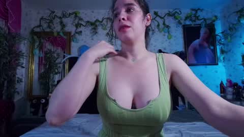 Elizabeth online show from 02/11/25, 10:15