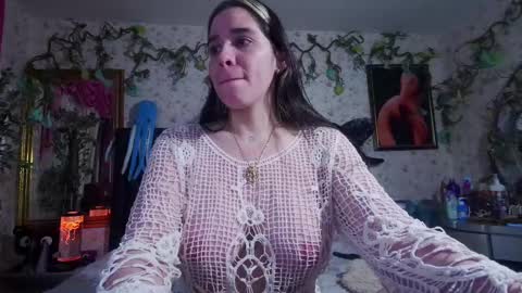 Elizabeth online show from 10/05/25, 10:35