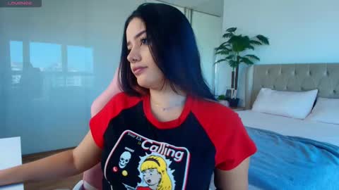 Elezabeth online show from 03/25/26, 11:27