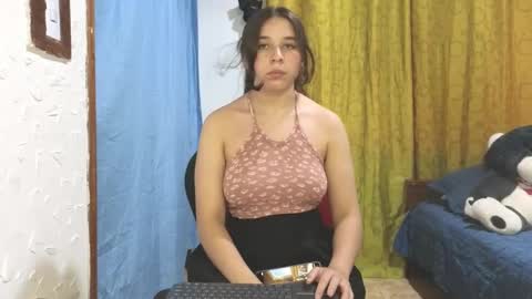 Snapshot of elizabeth_evanz chatting on 02/04/25, 12:51 elizabeth online show from 02/04/25, 12:51