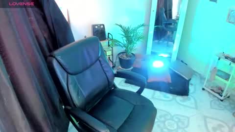 Elizabeth Martinez online show from 03/11/26, 02:12