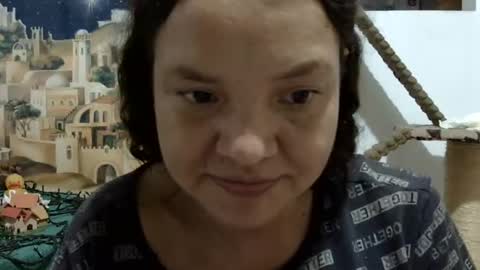 Elizabeth Martinez  online show from 01/06/25, 09:43