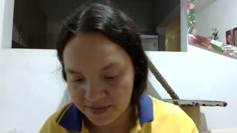 Elizabeth Martinez  online show from 01/21/25, 07:28