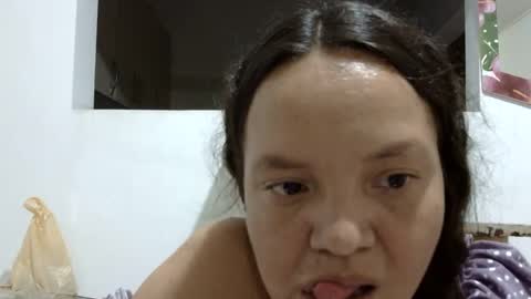 Elizabeth Martinez  online show from 02/01/25, 01:55