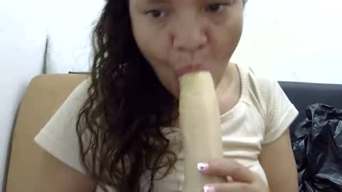 Elizabeth Martinez  online show from 03/02/25, 03:48