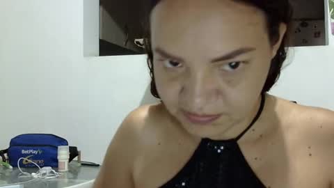 Elizabeth Martinez  online show from 09/17/25, 02:41