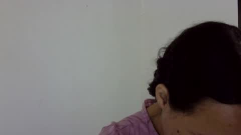 Elizabeth Martinez  online show from 09/19/25, 08:31