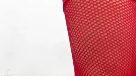 Elizabeth Mathure online show from 10/05/25, 08:01