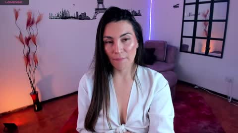 Elizabeth online show from 02/27/25, 06:42