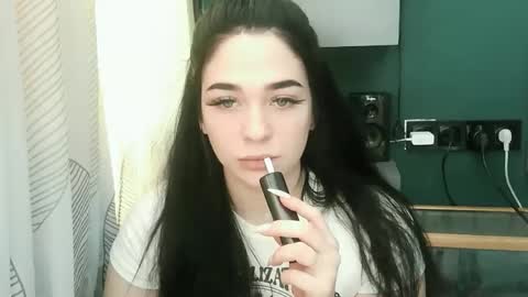 elizabeth_xi online show from 10/07/25, 10:34