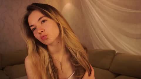 Elizabeth online show from 10/01/25, 07:53