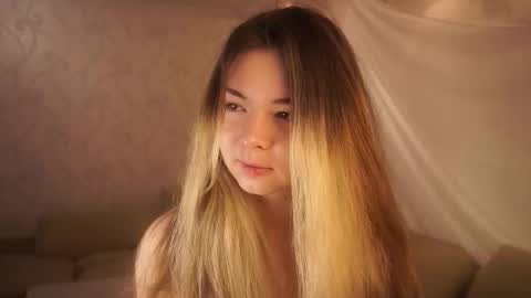 Elizabeth online show from 10/23/25, 06:06