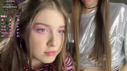 Snapshot of elizabethh_brown chatting on 06/18/26, 04:44 elizabethh_brown online show from 06/18/26, 04:44