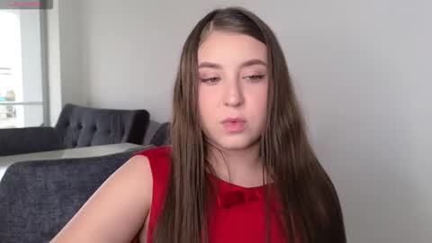 Snapshot of elizabethliones01 chatting on 03/24/26, 07:19 instgram aly leiv17 ---- Im model-independent online show from 03/24/26, 07:19