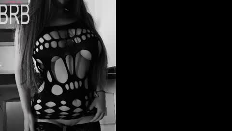 instgram aly leiv17 ---- Im model-independent online show from 06/27/26, 10:59