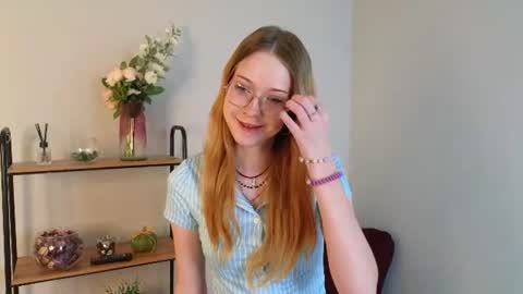 Snapshot of elizabethmcdaniel chatting on 07/17/26, 10:11 Eva online show from 07/17/26, 10:11