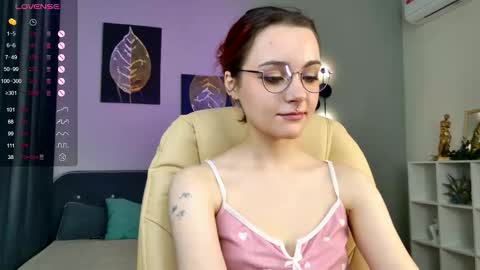 Elizabet online show from 11/22/25, 10:09