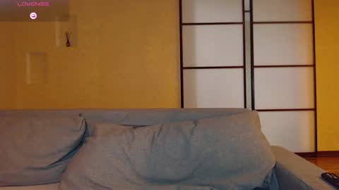 Elizabeth online show from 12/17/24, 01:27