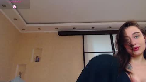 Elizabeth online show from 02/05/25, 06:15