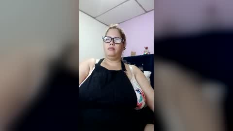 Elizabeth online show from 07/11/26, 11:13