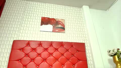 Snapshot of elizabetth_roman chatting on 02/06/26, 09:18 elizabetth_roman online show from 02/06/26, 09:18