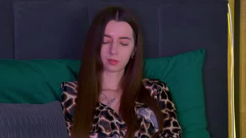 Snapshot of elizabetwilsoon chatting on 01/30/25, 08:43 Elizabet online show from 01/30/25, 08:43