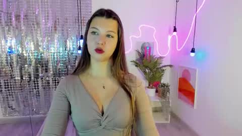 Eliza online show from 10/02/25, 01:18