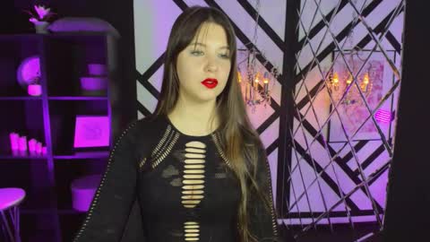 Eliza online show from 11/13/25, 02:16