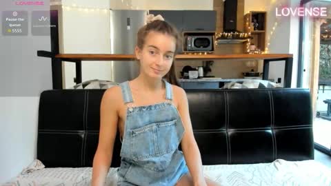 Eliz                               online show from 01/11/26, 08:19