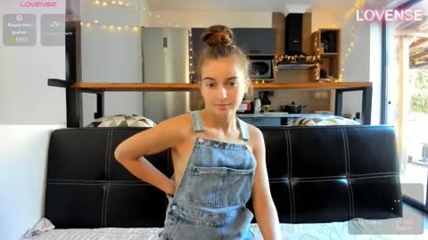 Eliz                               online show from 01/14/26, 10:10