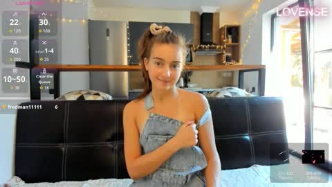 Eliz                               online show from 02/21/26, 11:55