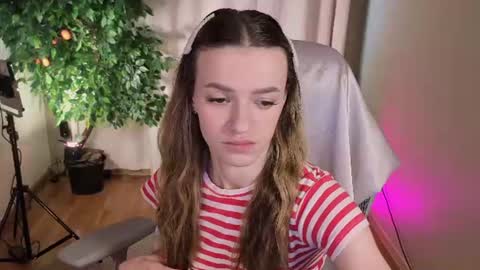 Snapshot of elizzza_ chatting on 07/04/26, 05:13 elizzza_ online show from 07/04/26, 05:13