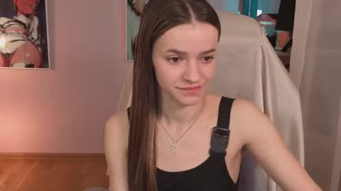 Snapshot of elizzza_ chatting on 07/15/26, 05:23 elizzza_ online show from 07/15/26, 05:23