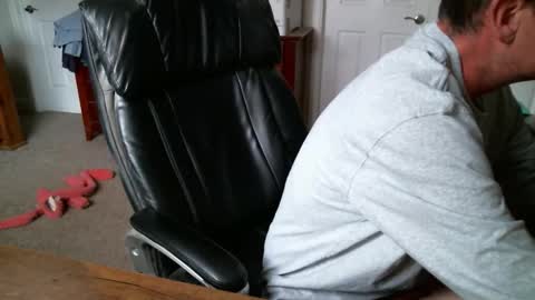 Elk online show from 11/30/25, 04:11