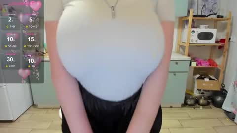 Lina online show from 03/26/26, 11:10