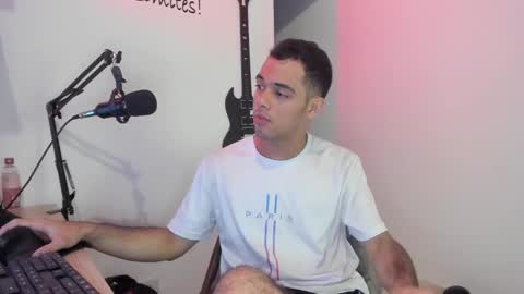 Snapshot of elkin_clark chatting on 02/19/26, 02:57 Elkin Clark online show from 02/19/26, 02:57