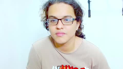 Snapshot of elkingthe chatting on 12/04/24, 04:16 Diana online show from 12/04/24, 04:16