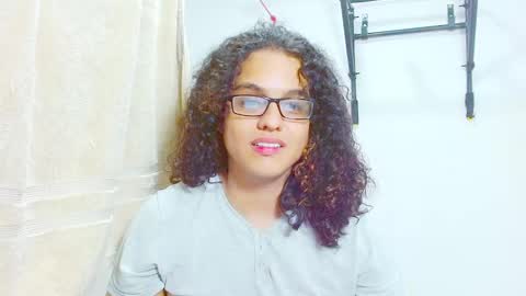 Snapshot of elkingthe chatting on 01/19/25, 02:47 Diana online show from 01/19/25, 02:47