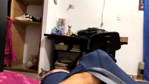 elkinjose182112 online show from 02/09/26, 04:49