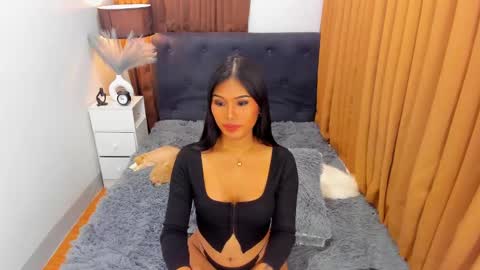 Ella online show from 01/02/25, 02:13