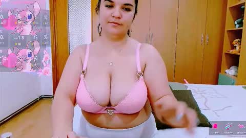 Ella  online show from 10/14/25, 06:47