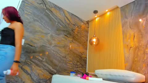 ella harper online show from 03/10/25, 09:43