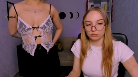 Ella online show from 04/21/26, 09:48