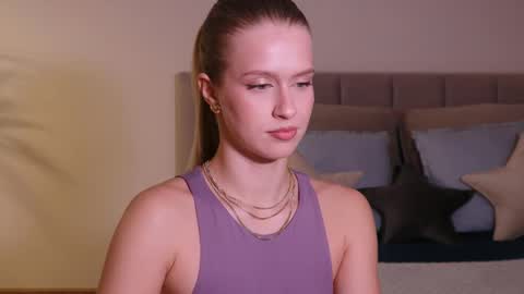 Ella online show from 02/01/25, 07:34